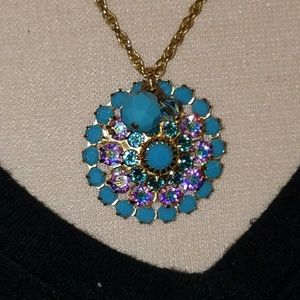 Costume jewelry necklace